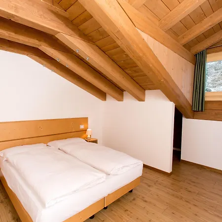 Aparthotel Civetta 3*