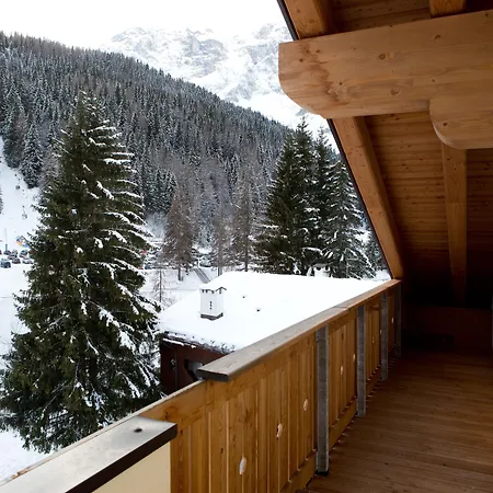 Civetta Aparthotel 3*