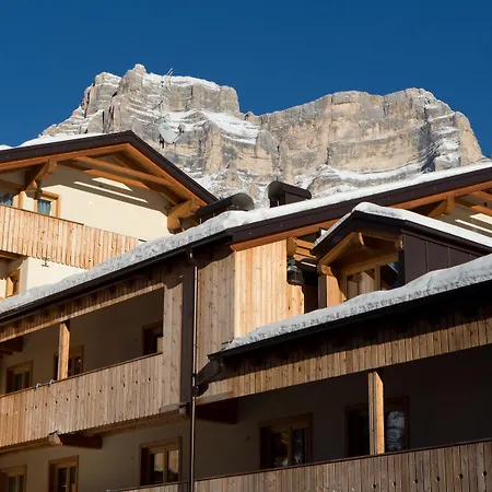 Aparthotel Civetta 3*