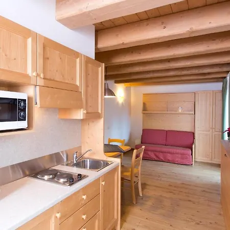 Aparthotel Civetta 3*