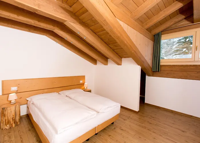 Apartmanhotel Civetta 3*