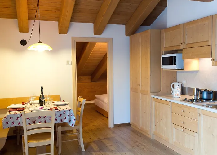 Apartmanhotel Civetta 3*