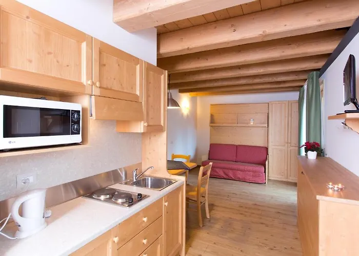 Apartmanhotel Civetta 3*